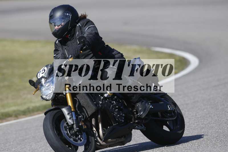 /01 02.04.2026 MAZ ADR/Gruppe gelb Gruppe gruen/75